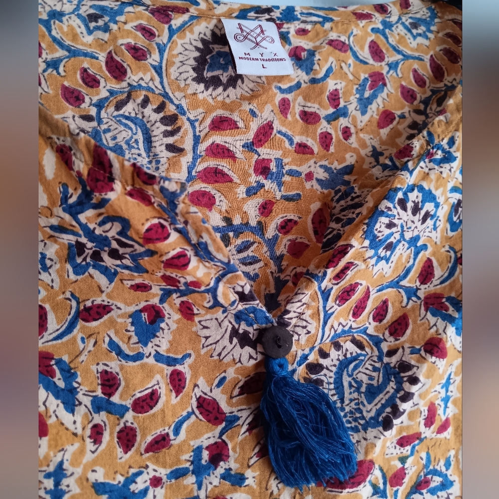 💛Floral Sleeveless Top - Orange and Blue - Picture 2 of 3